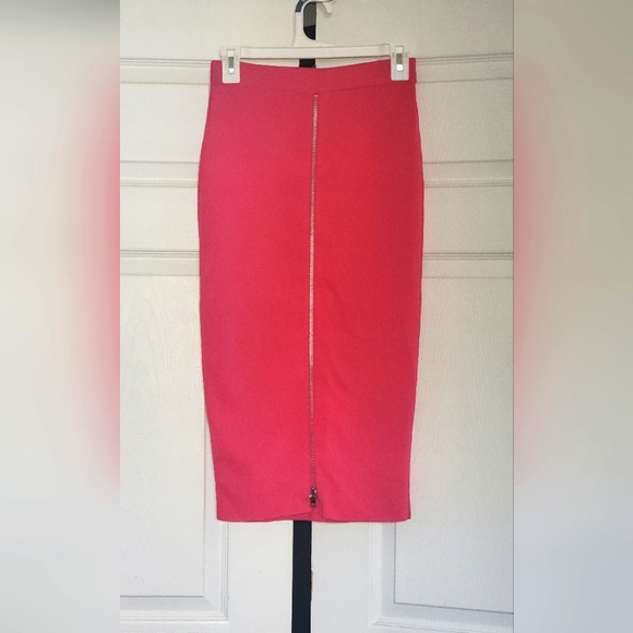 Two piece outfit - Picture 2 of 4